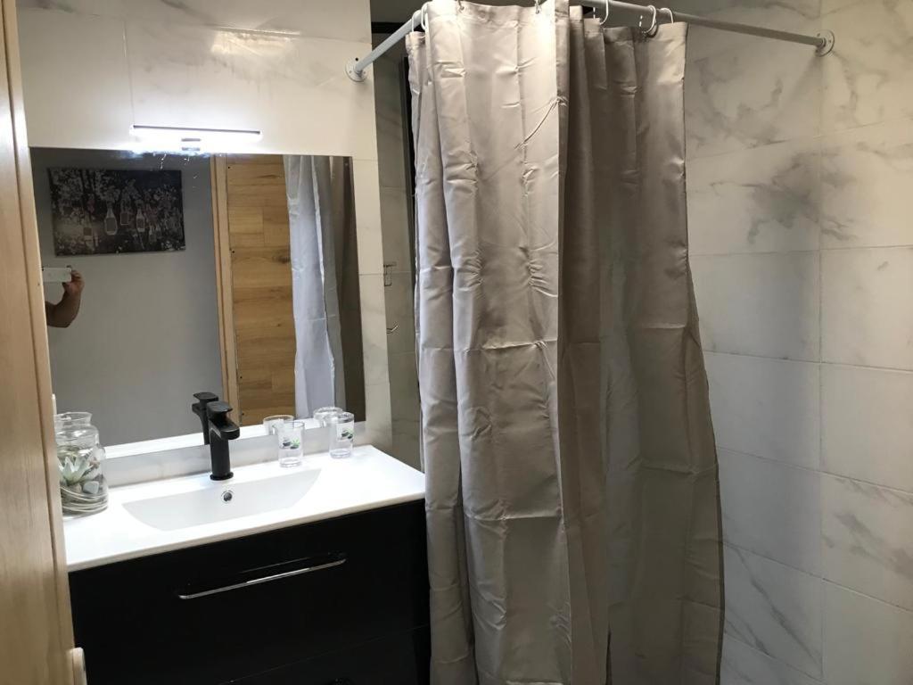 דירות סן-אנדרה Le Flamboyant Avec Piscine Chauffee 30° Et Jacuzzi מראה חיצוני תמונה